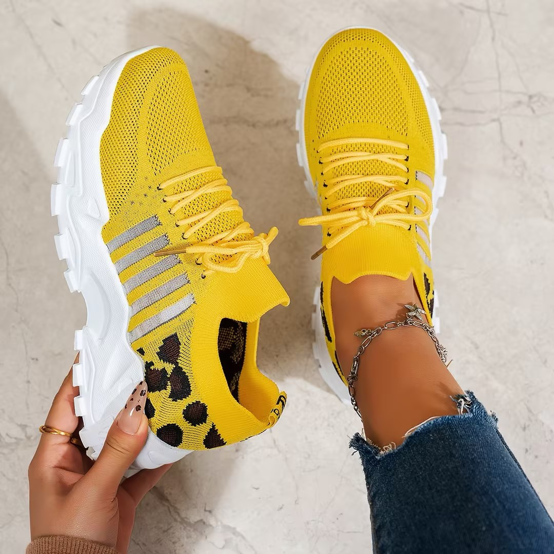Sienna™ | Women's Breathable Chunky Sole Lace-Up Sneakers